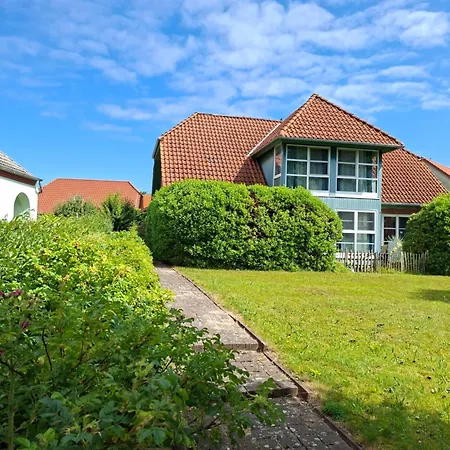 Nordwind Im Apartmenthaus Ruegenspitze Putgarten